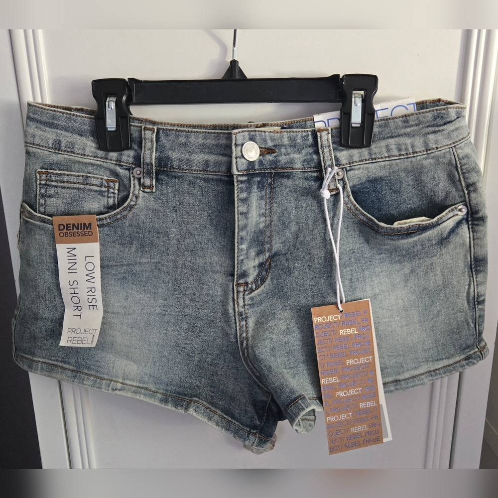 Project Rebel Denim Low Rise Mini Shorts Size 7 NWT